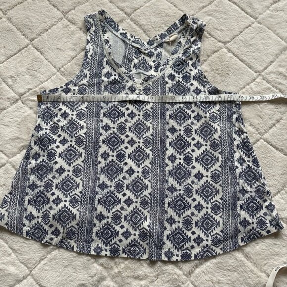 Lucky Brand | Blue and White Tribal Print Double V-neck Tank Top | Size Small - Picture 8 of 9